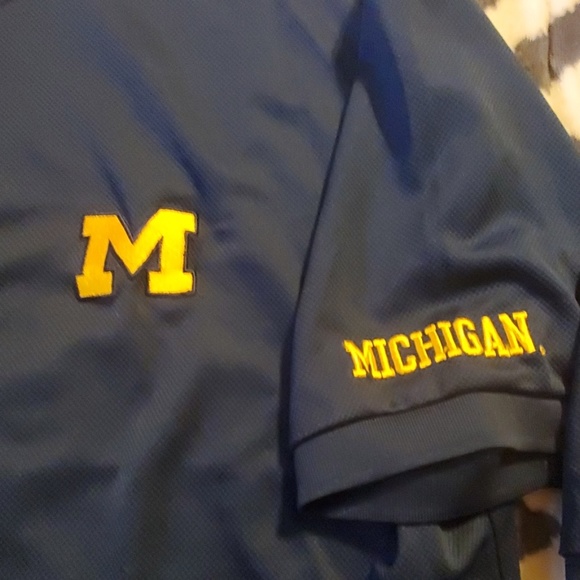 Michigan Polo Shirts - Picture 2 of 3